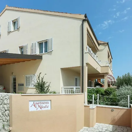 Mikulic Lejlighedshotel Sevid