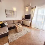 Mikulić Hotel apartamentowy 4*