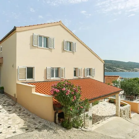 Hotel apartamentowy Mikulić Sevid
