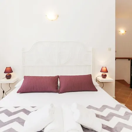 Mikulic Aparthotel Sevid